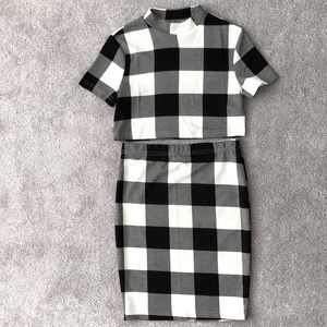 Crop Tee Top & High Waisted Bodycon Skirt.